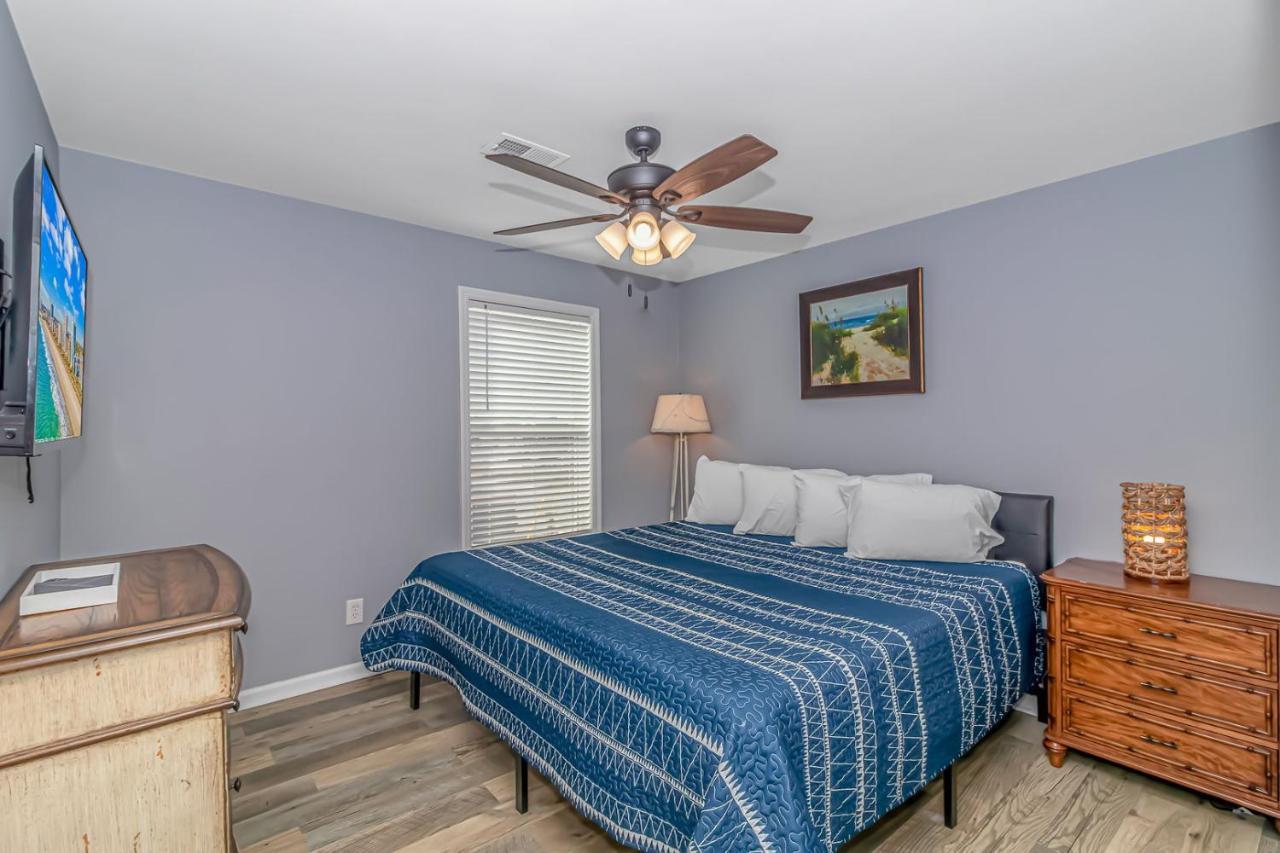 125 Atlantic Avenue Unit G1 - Pet Friendly! Walk To The Beach And Pier! 2Br -1Ba - Sleeps 6 Guests! Myrtle Beach Extérieur photo